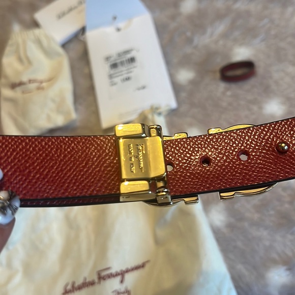 Salvatore Ferragamo belt - Picture 6 of 16